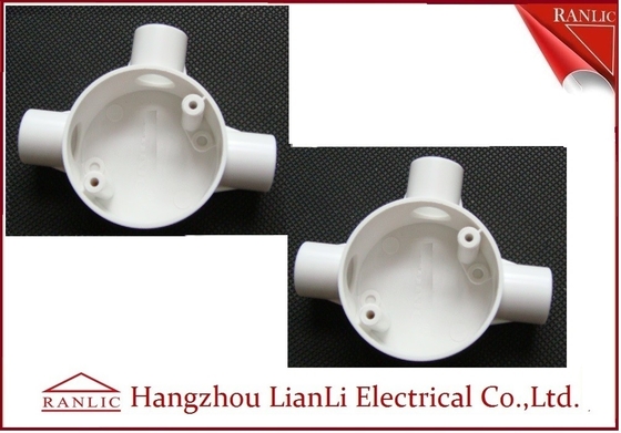 Chine Boîte de jonction électrique de conduit de PVC de rond à trois voies BS4568 faite sur commande fournisseur