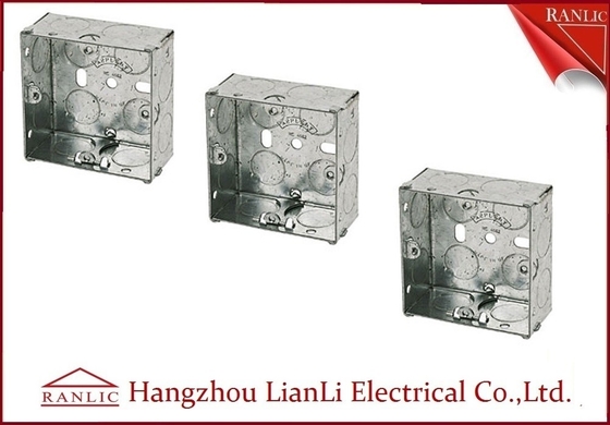 Chine Trous électriques en acier de la boîte 20m 25mm de bande de 75MM*75MM avec le terminal en laiton fournisseur